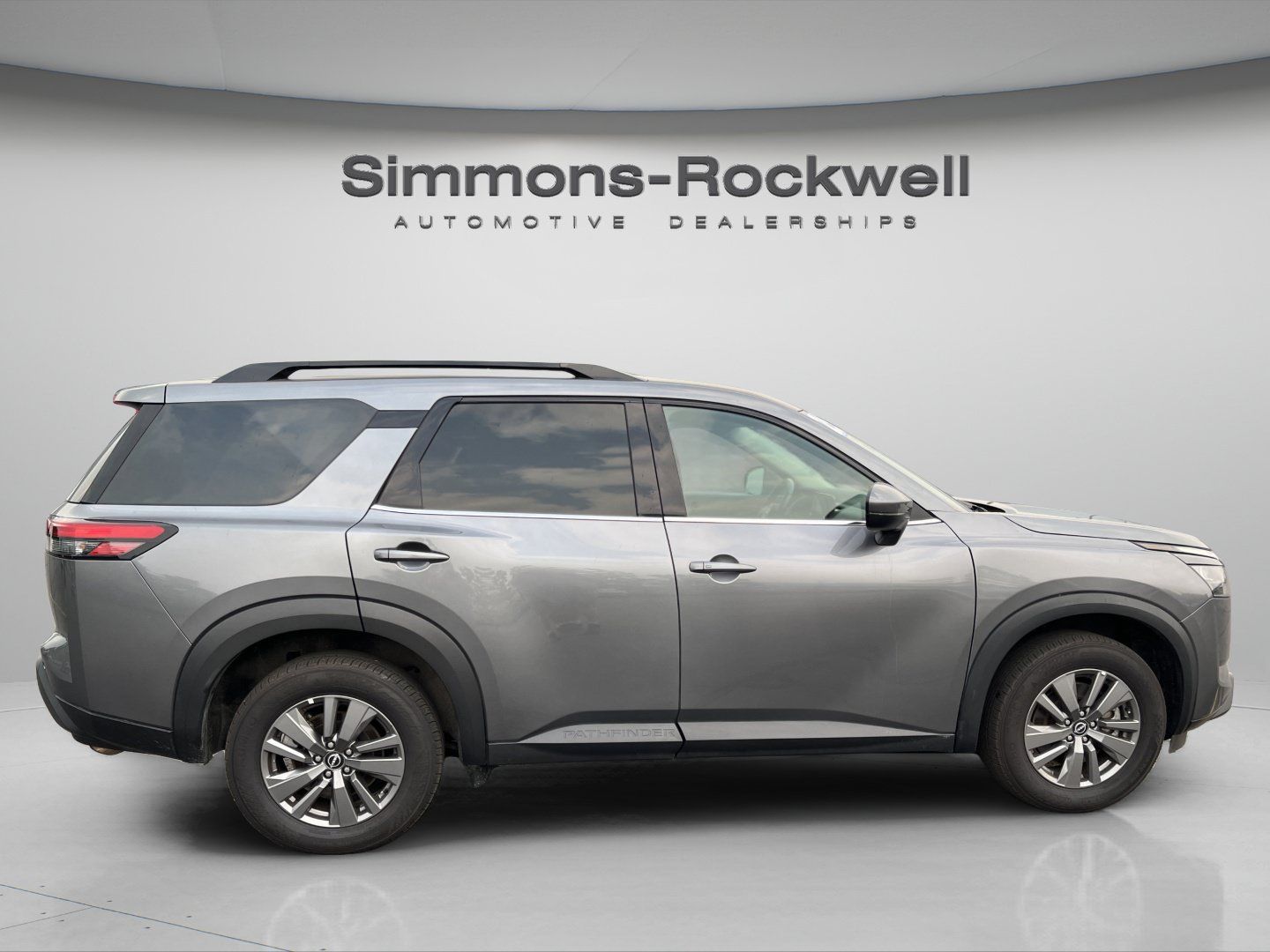 Used 2025 Nissan Pathfinder SV AWD/4WD image 6