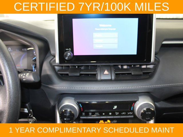 Used 2024 Toyota RAV4 LE AWD/4WD image 21