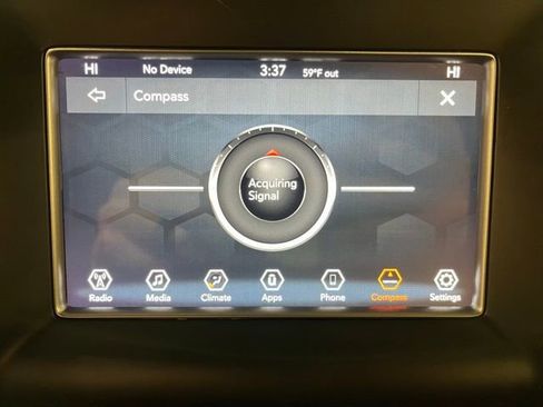 Used 2018 Jeep Grand Cherokee Laredo image 34