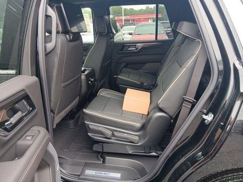 New 2026 GMC Yukon Elevation w/ Elevation Premium Package AWD/4WD image 14