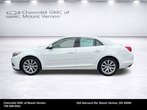 Used 2013 Chevrolet Malibu LT FWD image 2