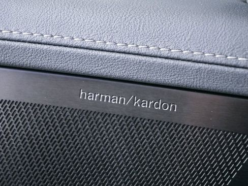 New 2026 Volvo XC90 T8 Ultra w/ Protection Package Premier image 7