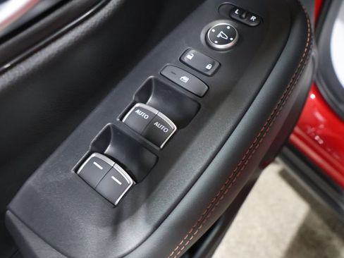 Certified 2025 Honda HR-V Sport image 14