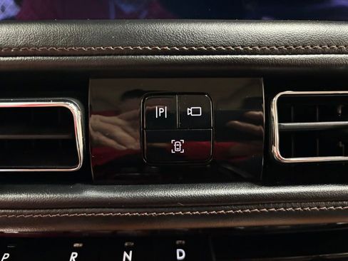 Used 2020 Lincoln Aviator Reserve w/ Equipment Group 201A image 27