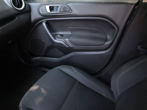 Used 2014 Ford Fiesta SE w/ Exterior Protection Package FWD image 13
