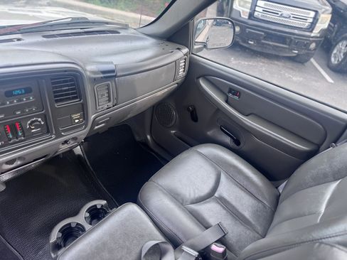 Used 2004 Chevrolet Silverado 1500 W/T image 14