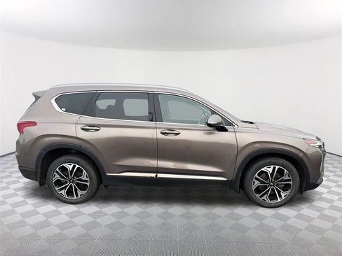 Used 2020 Hyundai Santa Fe Limited image 4
