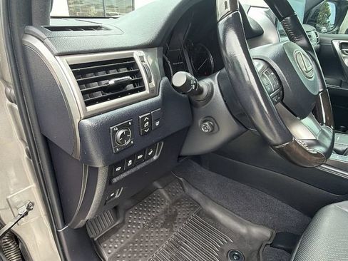 Used 2023 Lexus GX 460 Premium AWD/4WD image 14