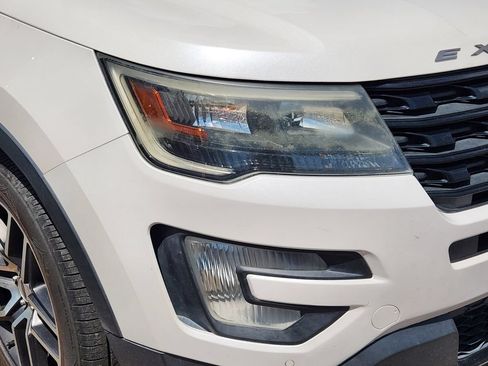 Used 2016 Ford Explorer Sport w/ Equipment Group 401A AWD/4WD image 4