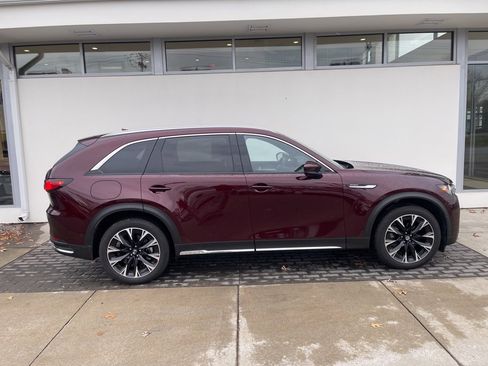 Used 2024 MAZDA CX-90 Plug-In Hybrid w/ Premium Plus image 4