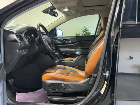 Used 2018 GMC Acadia SLT AWD/4WD image 14
