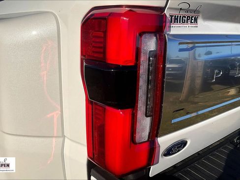 New 2025 Ford F350 Platinum w/ Platinum Plus Package image 26