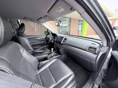 Used 2017 Honda Ridgeline RTL-T image 17
