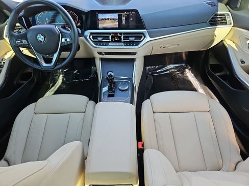 Used 2020 BMW 330i Sedan w/ Premium Package image 16