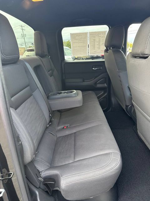 Certified 2023 Nissan Frontier SV w/ Midnight Edition Package AWD/4WD image 19
