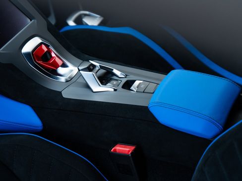 Used 2023 Lamborghini Huracan STO image 18