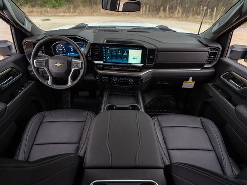 New 2026 Chevrolet Silverado 3500 LT w/ Convenience Package image 42