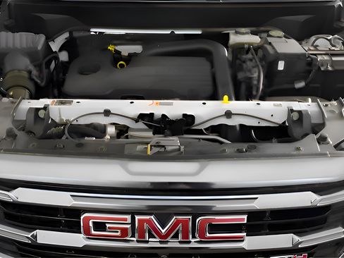 Used 2024 GMC Terrain AT4 w/ Tech Package AWD/4WD image 22