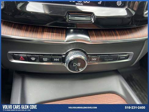 Certified 2024 Volvo XC60 B5 Plus w/ Protection Package Premier image 30
