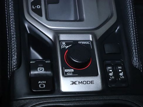 Certified 2024 Subaru Forester Premium AWD/4WD image 28