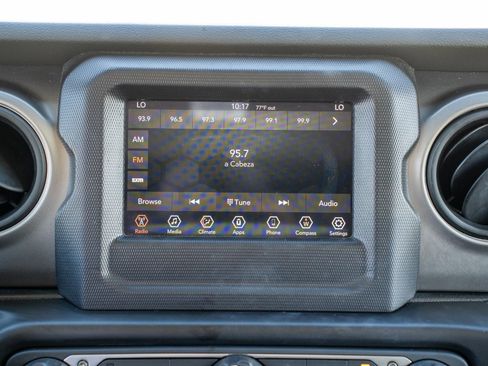 Used 2020 Jeep Wrangler Unlimited Sport S image 23