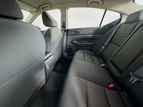 Used 2024 Nissan Altima 2.5 SV image 24