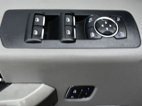 Used 2018 Ford F150 Lariat AWD/4WD image 39