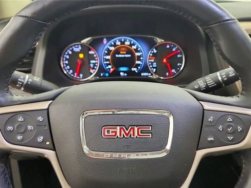 Used 2017 GMC Acadia Denali w/ Technology Package image 27
