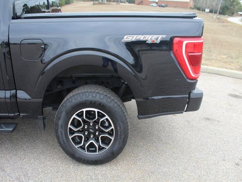 Used 2022 Ford F150 XLT w/ Equipment Group 302A High image 13