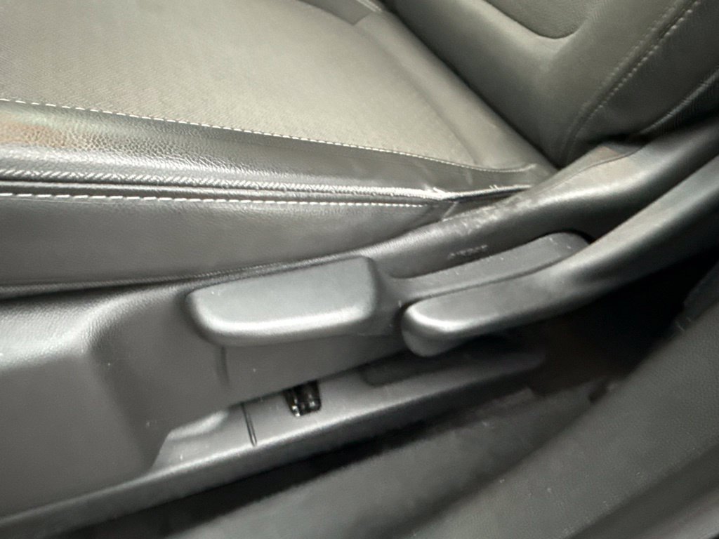 Used 2024 Buick Encore GX Preferred AWD/4WD image 22