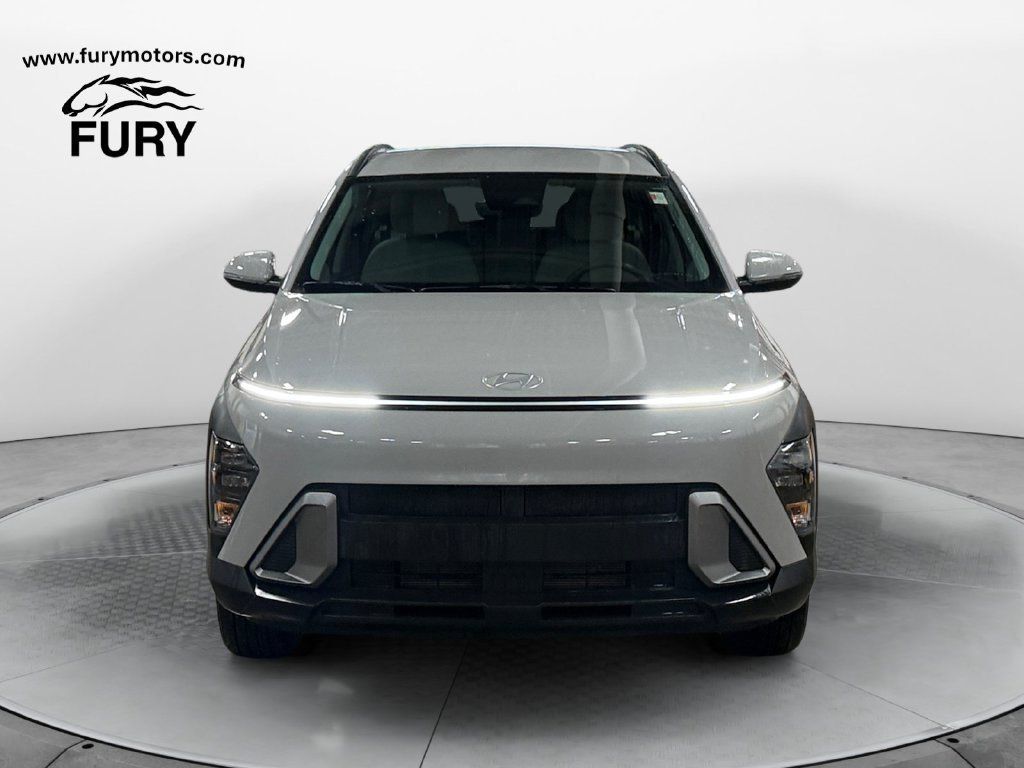 Used 2025 Hyundai Kona SEL AWD/4WD image 9