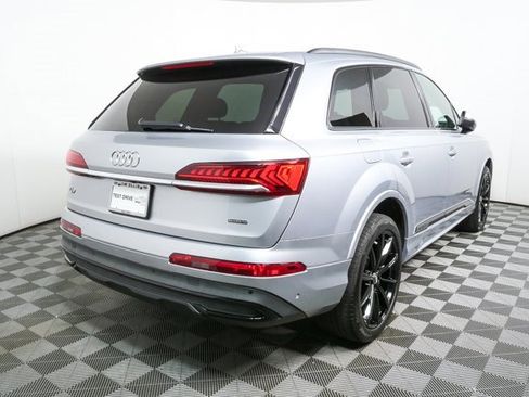 Used 2020 Audi Q7 3.0T Premium Plus w/ Premium Plus Package image 3