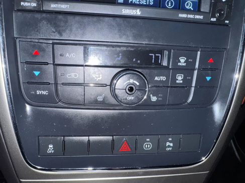 Used 2012 Jeep Grand Cherokee Limited image 24