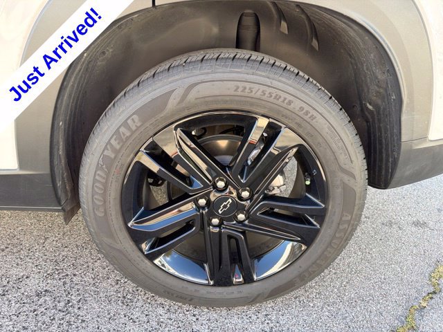 Used 2025 Chevrolet Trax ACTIV w/ Driver Confidence Package FWD image 14