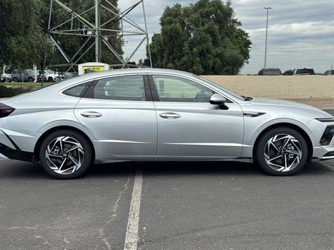 New 2026 Hyundai Sonata SEL image 3