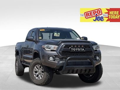 Used 2016 Toyota Tacoma SR5 w/ SR5 Appearance Package (SN)