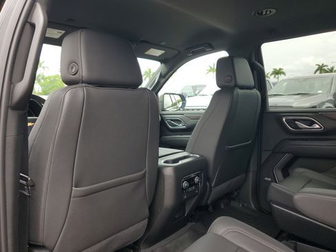 Used 2023 Chevrolet Tahoe LT w/ Luxury Package RWD image 20