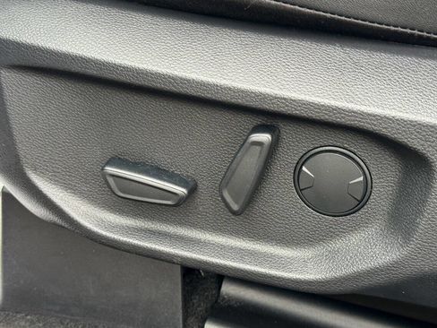 Used 2024 Ford Ranger Lariat w/ FX4 Off-Road Package image 25