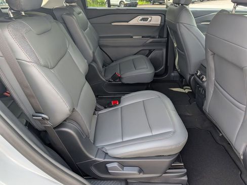 New 2026 Ford Explorer Active AWD/4WD image 22