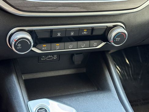 Certified 2025 Nissan Altima 2.5 SV FWD image 22