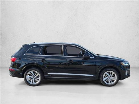 Certified 2023 Audi Q7 2.0T Premium Plus w/ Premium Plus Package AWD/4WD image 4
