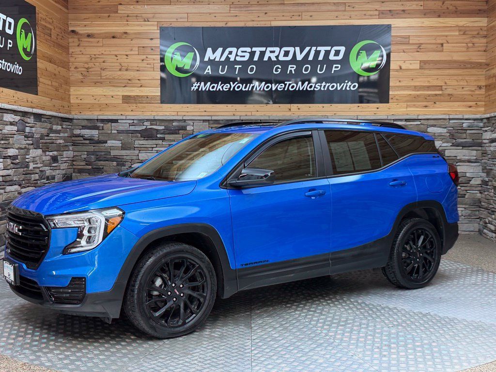 Used 2024 GMC Terrain SLE w/ Driver Convenience Package AWD/4WD image 15