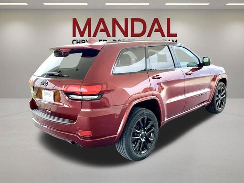 Used 2022 Jeep Grand Cherokee Laredo X AWD/4WD image 6