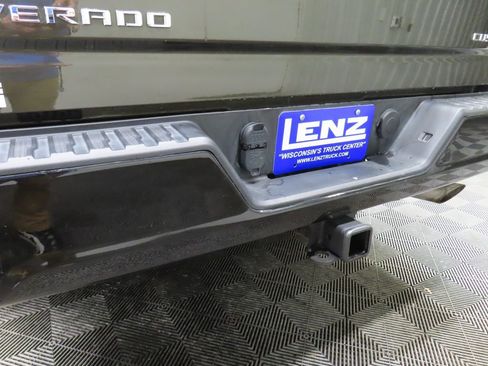 Used 2023 Chevrolet Silverado 2500 Custom w/ Gooseneck/5TH Wheel Package AWD/4WD image 36