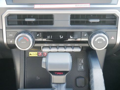 New 2026 Toyota 4Runner TRD Sport AWD/4WD image 11