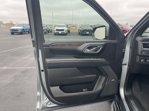 Used 2023 Chevrolet Tahoe LT image 19
