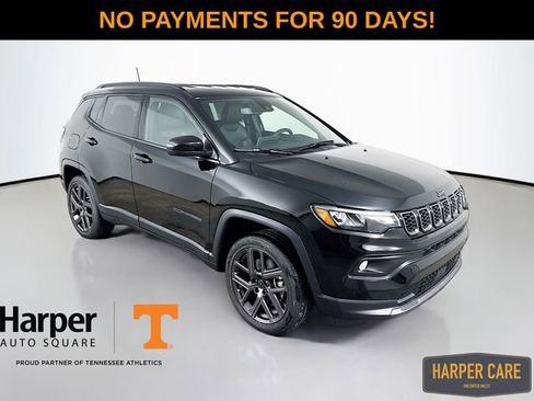 New 2026 Jeep Compass Latitude image 3