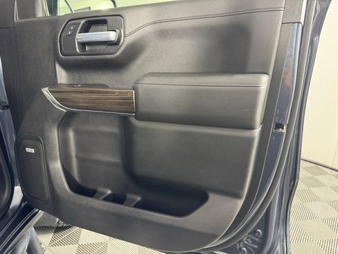 Used 2021 Chevrolet Silverado 1500 LT Trail Boss w/ Convenience Package II AWD/4WD image 40