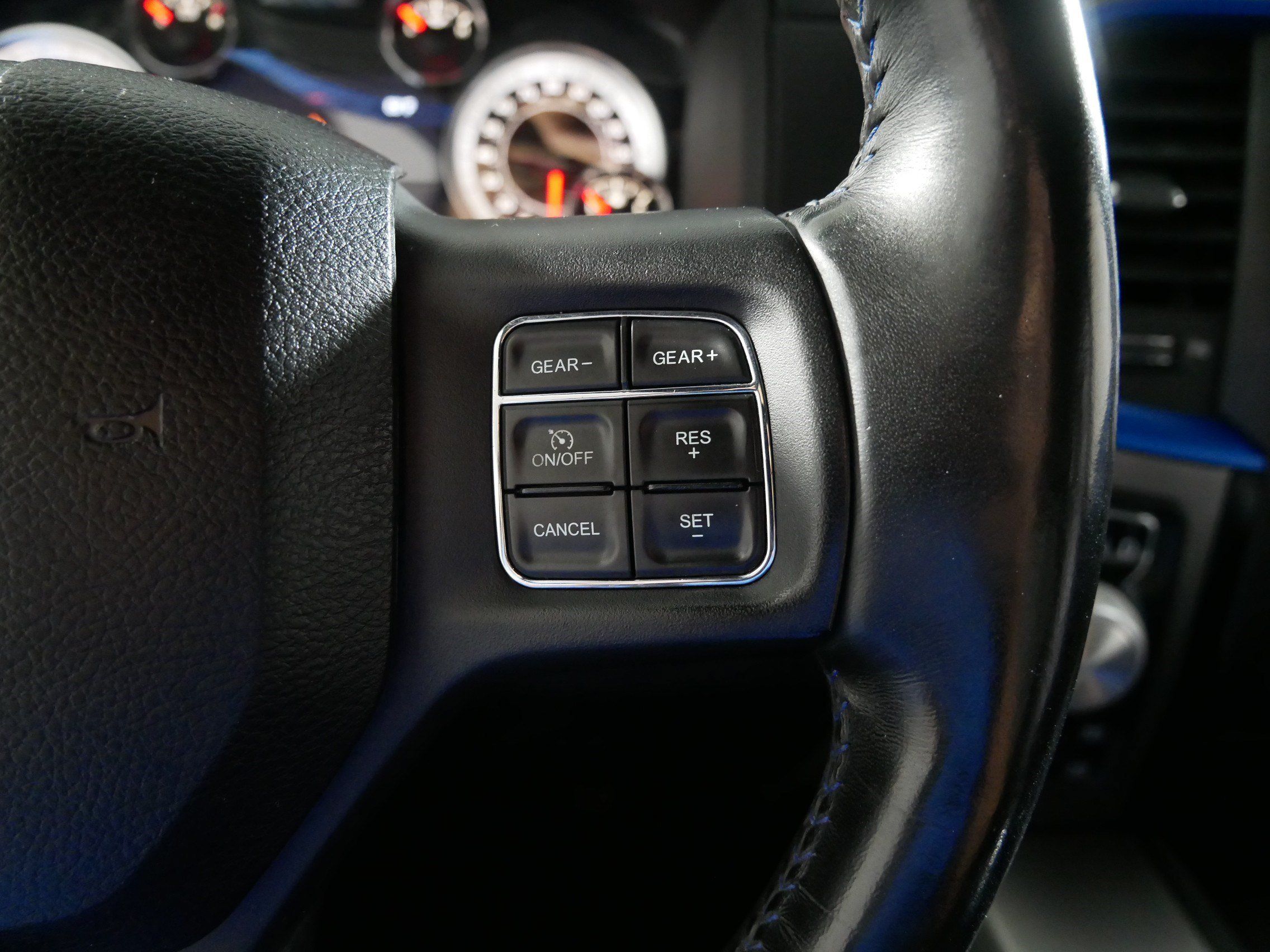 Used 2018 RAM 1500 Sport w/ Hydro Blue Sport Package AWD/4WD image 28