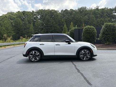 Used 2025 MINI Cooper S FWD image 5